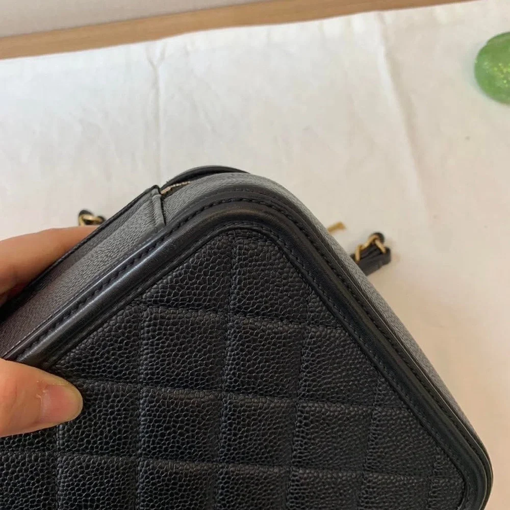 Black Caviar‎ Filigree Vanity Bag GHW EUC